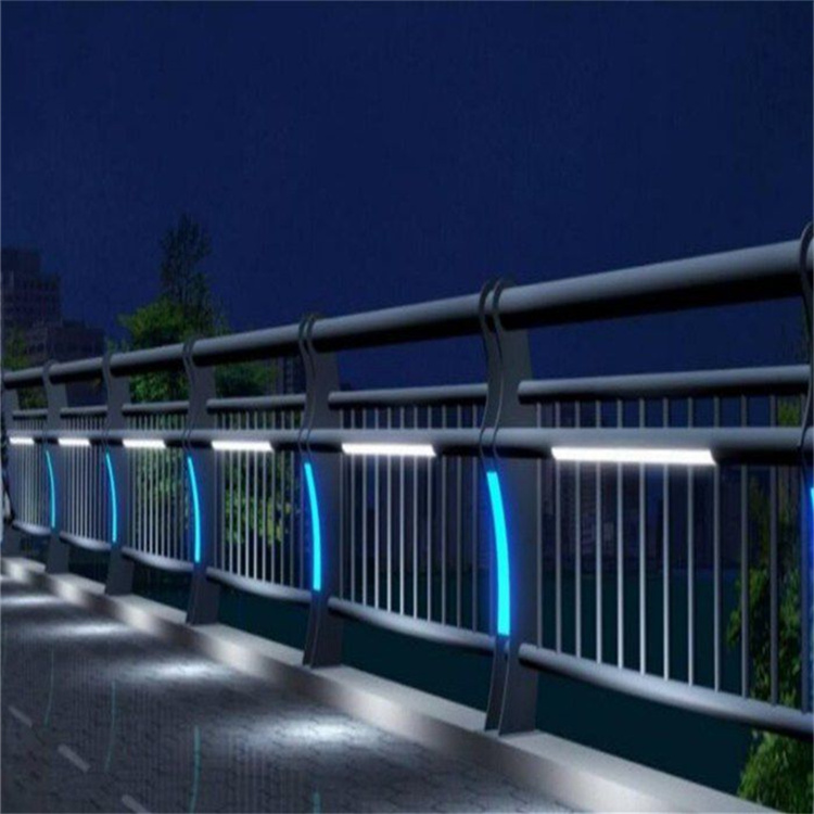 市政道路灯光护栏可靠的