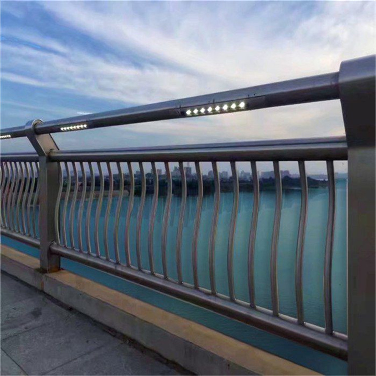 河道灯光护栏好用的