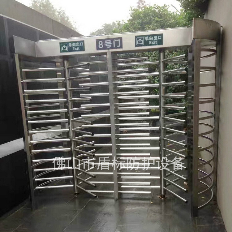 盾标防护不锈钢防尾随滚闸门全高转闸小区出入口智能刷脸识别十字栅栏三棍闸厂家