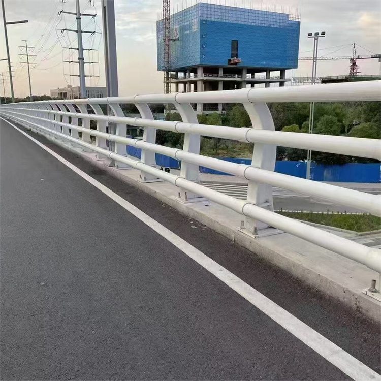 镀锌防撞护栏聊城山东