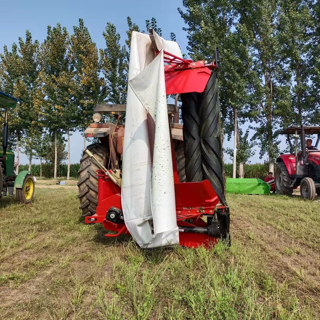 牧草苜蓿收割机后置多圆盘割草机5盘艾草燕麦打草机割草压扁机