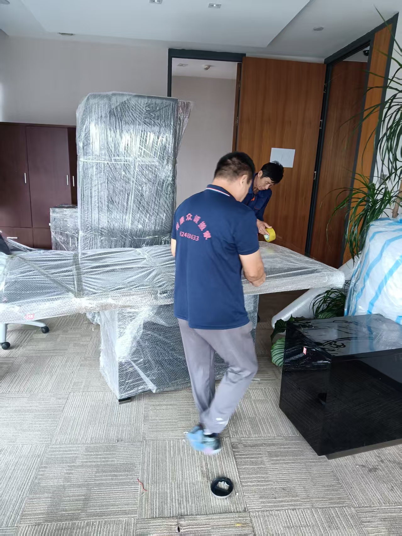专业搬家，专业服务，本月优惠中