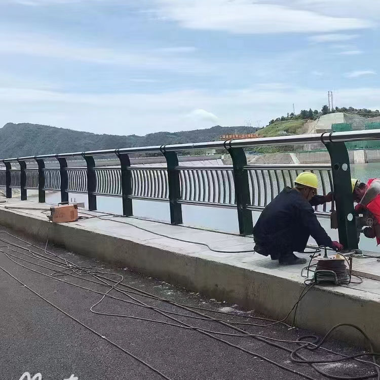 质量好的道路桥梁护栏靠谱的